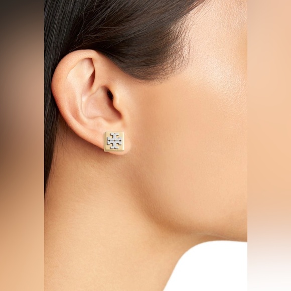 NWT Authentic luxury minimalist Tory Burch Block T Logo Stud Earrings
